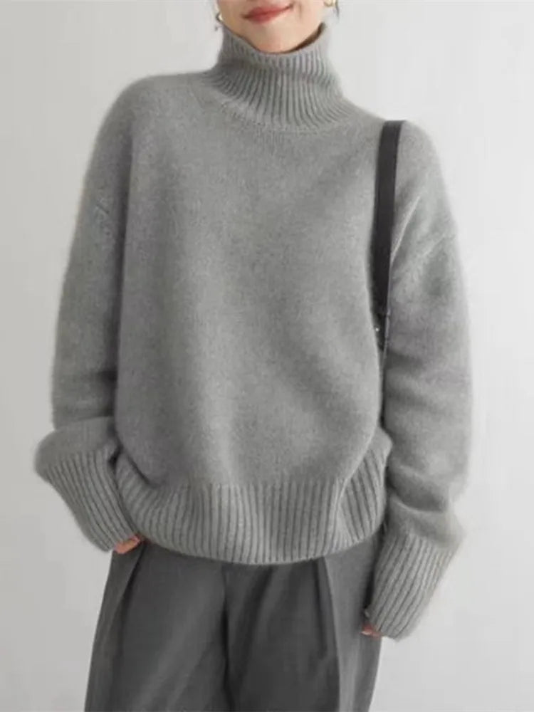 Milena - Comfortable knit turtleneck sweater